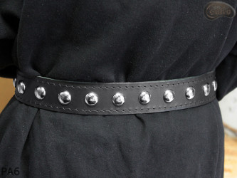 Cintura per pantaloni/gonna in pelle PA6 con rivetti decorativi da 17 mm