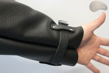 Manicotto protettivo per saldatura in pelle con cinghie regolabili