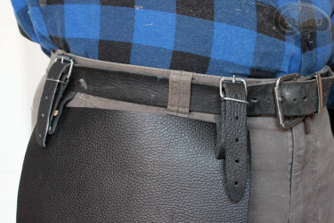 Protezione coscia in pelle per cintura dei pantaloni