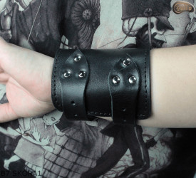Bracciale in pelle B7 goth rock metal punk