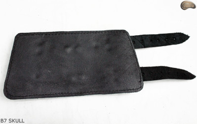 Bracciale in pelle B7 skull goth rock metal punk