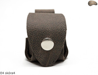 E4 BROWN4 tok a 1873-as Colt Peacemaker revolver hengeréhez/tárához, kaliber .44