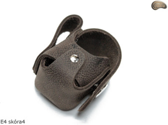 E4 BROWN4 holster case for the cylinder/magazine of the 1873 Colt Peacemaker revolver, caliber .44